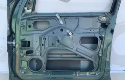 Дверь передняя правая для Mercedes-Benz M class 2000 года на фотографиях