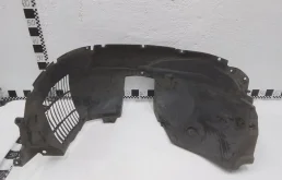 Подкрылок передний левый для Renault Duster 2020 года на фотографиях