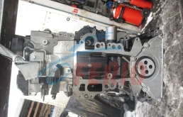 Двигатель без навесного для Mercedes-Benz C class 2015 года на фотографиях