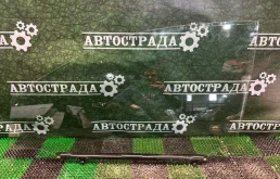 Стекло двери переднее левое для Lexus RX 2009 года на фотографиях