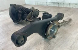 Редуктор переднего моста для Mitsubishi Pajero 2019 года на фотографиях