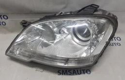 Фары для Mercedes-Benz M class 2006 года на фотографиях