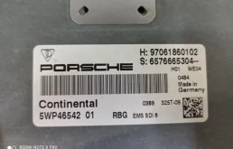 Блок управления двигателем для Porsche Panamera на фотографиях