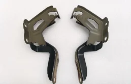 Петля капота правая для Toyota RAV4 на фотографиях