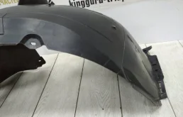 Подкрылок передний левый для Volkswagen Passat 2018 года на фотографиях