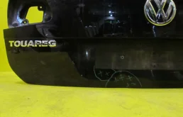 Дверь багажника для Volkswagen Touareg 2010 года на фотографиях