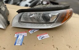 Фара правая для Volvo S80 2014 года на фотографиях