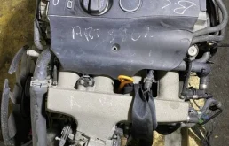 Двигатель для Audi A4 1996 года на фотографиях
