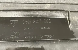 Бампер задний для Porsche Macan 2021 года на фотографиях