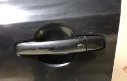 Дверь передняя левая для Suzuki SX4 2009 года на фотографиях