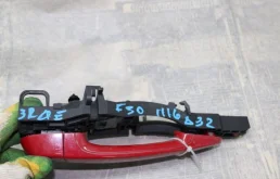 Ручка двери передняя левая внешняя для BMW 3er 2007 года на фотографиях