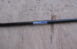 Стойка стабилизатора задняя для Nissan X-Trail 2004 года на фотографиях