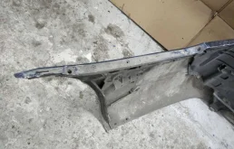 Бампер задний для Mercedes-Benz C class 2004 года на фотографиях