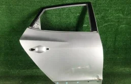 Дверь задняя правая для Hyundai ix35 2014 года на фотографиях