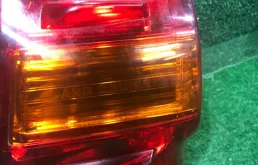 Фонарь левый для Toyota Land Cruiser 2013 года на фотографиях