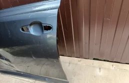 Дверь передняя левая для Toyota RAV4 2018 года на фотографиях