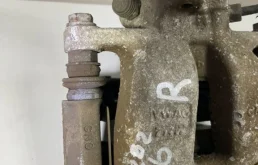 Суппорт задний правый для Volkswagen Passat 2007 года на фотографиях