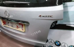 Крышка багажника для Mercedes-Benz M class 2010 года на фотографиях
