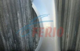 Крылья для Volkswagen Passat 2002 года на фотографиях