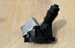 Масляный стакан для BMW 5er на фотографиях