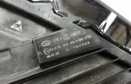 Фара ксенон левая для Audi Q8 на фотографиях