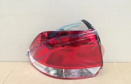 Фонарь левый для Volkswagen Polo 2013 года на фотографиях