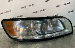 Фары для Volvo S40 2006 года на фотографиях