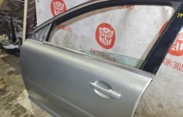 Дверь передняя левая для Volvo S80 2001 года на фотографиях