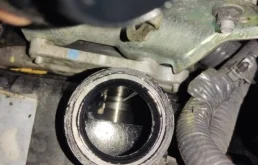 Двигатель для Nissan Pathfinder 2005 года на фотографиях