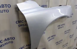 Крыло правое для Volvo S80 2011 года на фотографиях