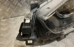 Фара ксенон левая для Mazda CX 5 2013 года на фотографиях