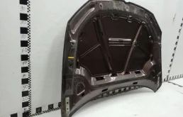 Капот для Volkswagen Jetta 2007 года на фотографиях