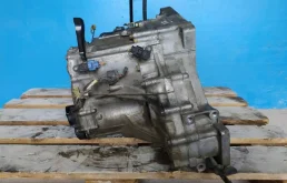 АКПП для Honda CR-V 2001 года на фотографиях