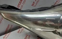 Фары для Toyota Avensis 2018 года на фотографиях