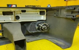 Бампер для BMW 5er 1999 года на фотографиях