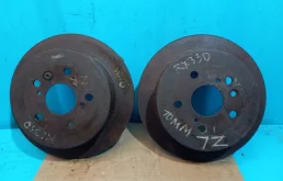 Тормозные колодки задние для Lexus RX на фотографиях