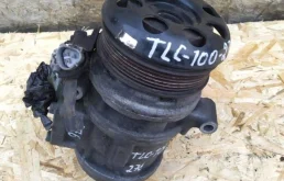 Компрессор кондиционера для Toyota Land Cruiser 2000 года на фотографиях