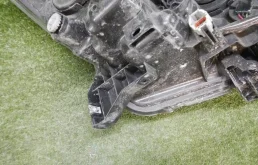 Фара левая для Nissan Qashqai 2013 года на фотографиях