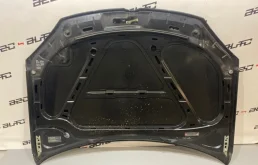 Капот для Volkswagen Jetta 2007 года на фотографиях