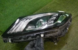 Фары для Mercedes-Benz S class 2019 года на фотографиях