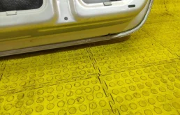 Крышка багажника для Mercedes-Benz M class 2001 года на фотографиях