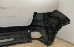 Бампер для Porsche Cayenne 2016 года на фотографиях