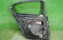 Двери для BMW 5er 2021 года на фотографиях