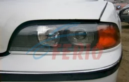 Фара правая для BMW 5er 1999 года на фотографиях