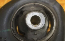 Рычаг передний правый верхний для Volkswagen Polo на фотографиях