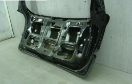 Дверь багажника для Opel Astra 2005 года на фотографиях