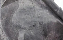 Фара ксенон левая для Toyota RAV4 2014 года на фотографиях