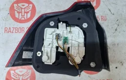 Фонарь правый для Volvo S40 2011 года на фотографиях