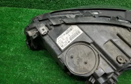 Фара правая для BMW 5er 2010 года на фотографиях