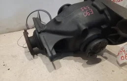 Редуктор заднего моста для BMW 3er 2009 года на фотографиях